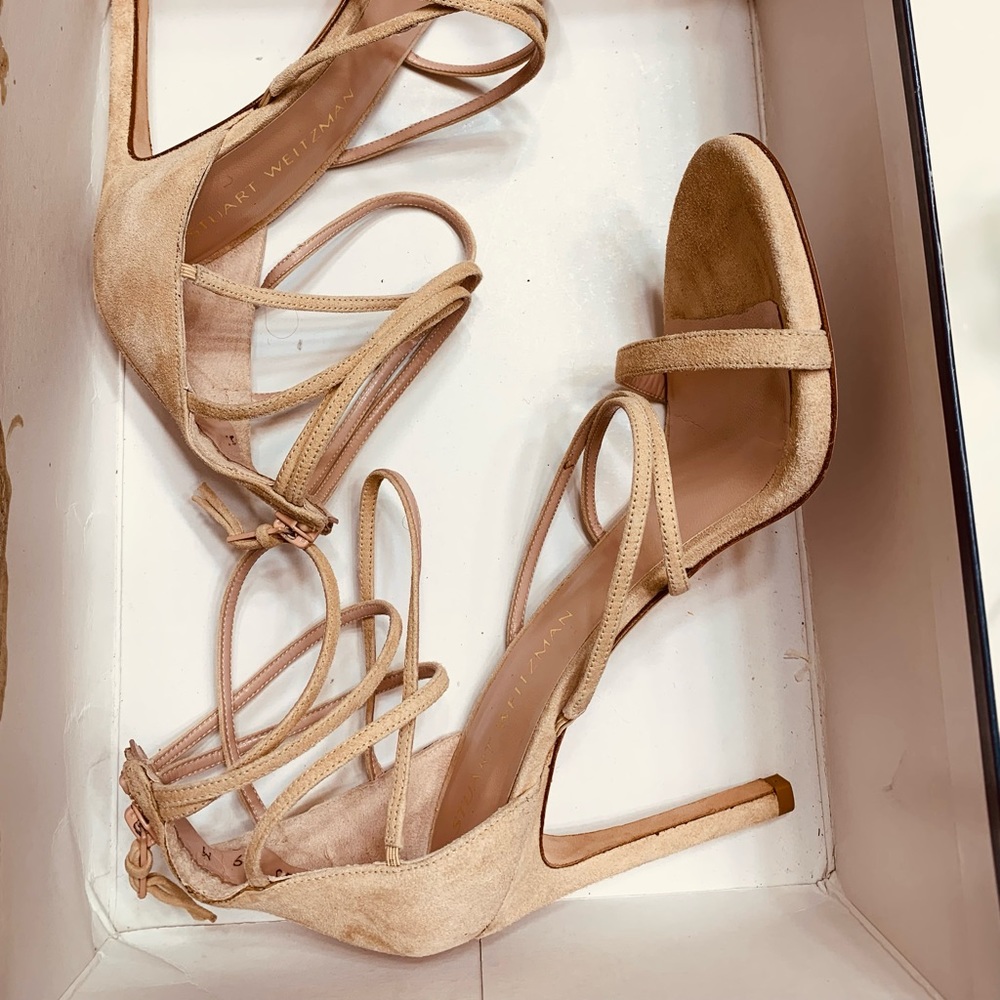 Stuart Weitzman ‘Myex’ nude strappy barely there sandals - size 9 - Picture 14 of 14